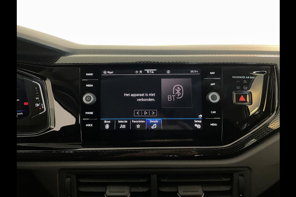 Volkswagen Polo 1.0 TSI Life Business Multimedia CLIMA CRUISE PARKEERSENSOREN APPLE CARPLAY STOELVERWARMING TREKHAAK NIEUW MODEL