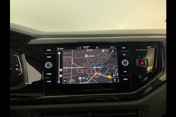 Volkswagen Polo 1.0 TSI Life Business Multimedia CLIMA CRUISE PARKEERSENSOREN APPLE CARPLAY STOELVERWARMING TREKHAAK NIEUW MODEL