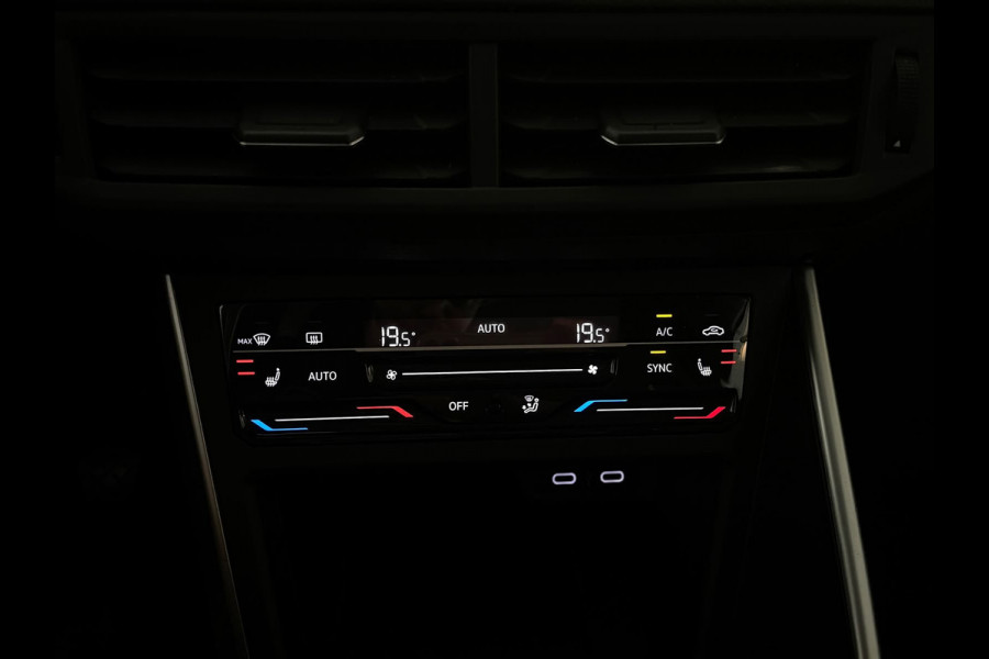 Volkswagen Polo 1.0 TSI Life Business Multimedia CLIMA CRUISE PARKEERSENSOREN APPLE CARPLAY STOELVERWARMING TREKHAAK NIEUW MODEL