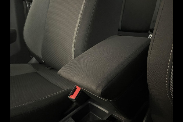 Volkswagen Polo 1.0 TSI Life Business Multimedia CLIMA CRUISE PARKEERSENSOREN APPLE CARPLAY STOELVERWARMING TREKHAAK NIEUW MODEL