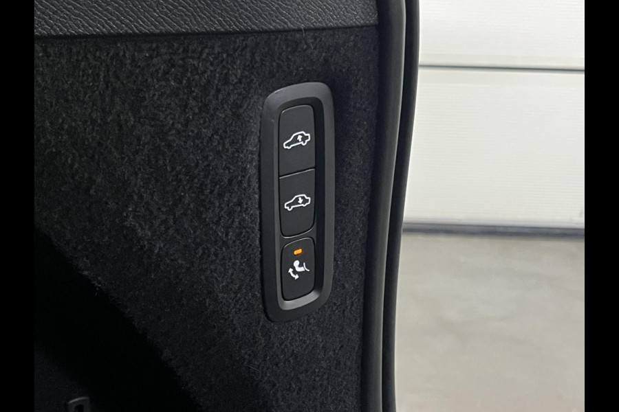 Volvo XC90 2.0 T8 Recharge AWD Inscription SOH 99% Luchtvering | Trekhaak | Bowers & Wilkins | Open dak | Adapt. Cruise | Long range | Stuur-/stoelverwarming | Head-up | Memory | 7 persoons