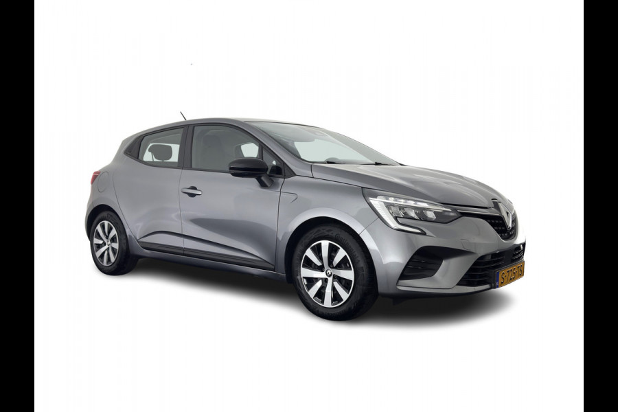 Renault Clio 1.6 E-Tech Hybrid 145 Equilibre (INCL.BTW) Aut. *FULL-LED | COMFORT-SEATS | CARPLAY | KEYLESS | DAB+ | ECC | PDC | CRUISE | TOWBAR*