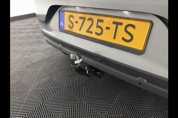 Renault Clio 1.6 E-Tech Hybrid 145 Equilibre (INCL.BTW) Aut. *FULL-LED | COMFORT-SEATS | CARPLAY | KEYLESS | DAB+ | ECC | PDC | CRUISE | TOWBAR*