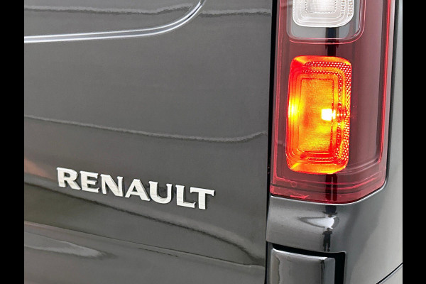 Renault Trafic 2.0 Blue dC1 150PK L2H1 Dubbele Cabine Automaat Navigatie Airco Lichtmetalen velgen Betimmering Trekhaak Camera Parkeer sensoren  Dab