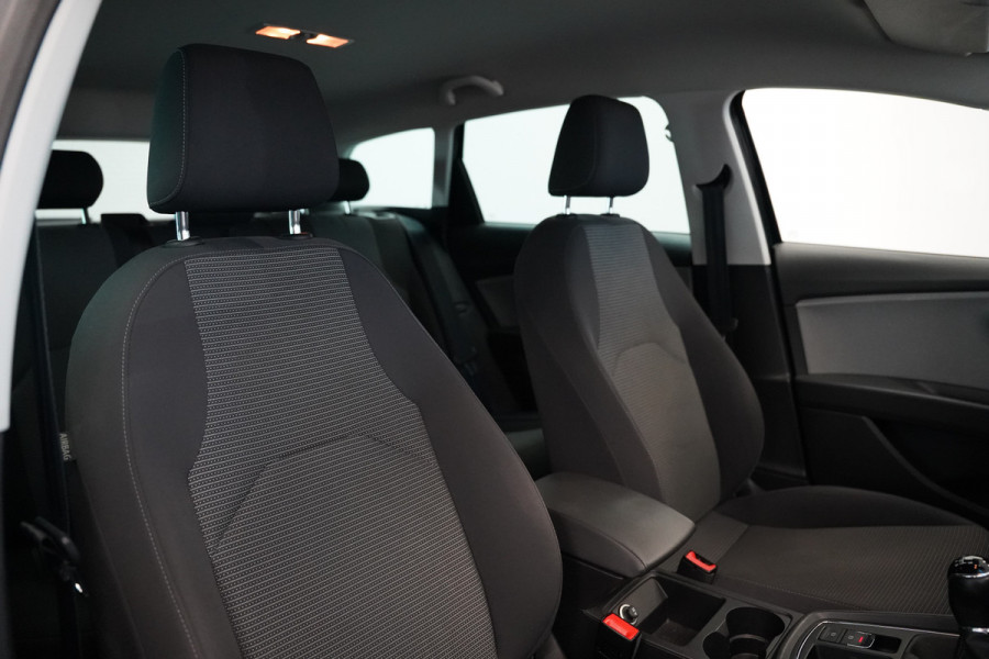 Seat Leon ST 1.0 EcoTSI Style Business Intense Navigatie CruiseControl Trekhaak!