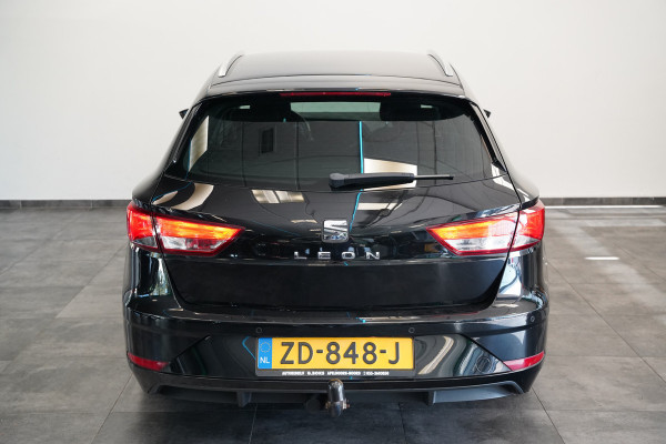 Seat Leon ST 1.0 EcoTSI Style Business Intense Navigatie CruiseControl Trekhaak!