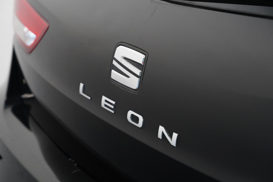 Seat Leon ST 1.0 EcoTSI Style Business Intense Navigatie CruiseControl Trekhaak!