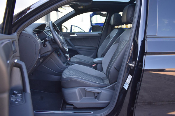 Volkswagen Tiguan 1.5 TSI R-Line Black Style | IQ.LIGHT | DEALER OND. | PANODAK | ADAPTIEVE CRUISE CONTROLE