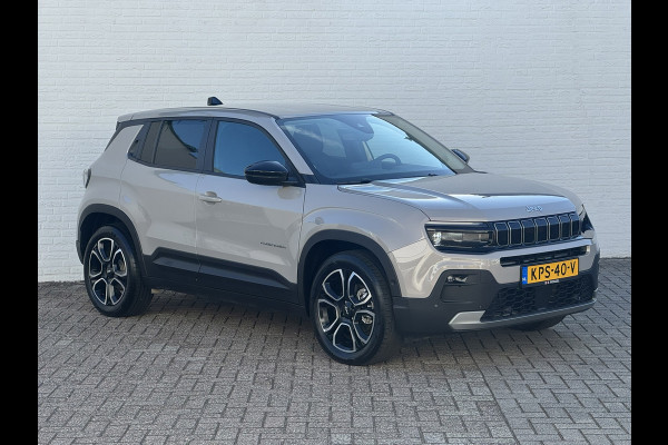 Jeep Avenger Summit 54 kWh SOH 96% Clima Camera Cruise Carplay PDC voor en achter Half Leder