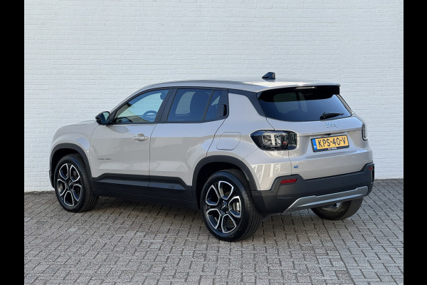 Jeep Avenger Summit 54 kWh SOH 96% Clima Camera Cruise Carplay PDC voor en achter Half Leder