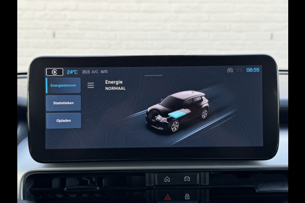 Jeep Avenger Summit 54 kWh SOH 96% Clima Camera Cruise Carplay PDC voor en achter Half Leder