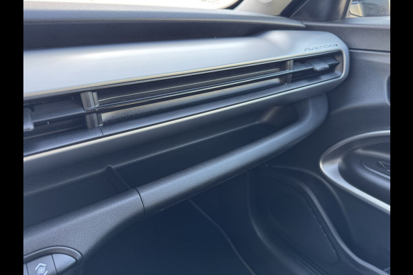 Jeep Avenger Summit 54 kWh SOH 96% Clima Camera Cruise Carplay PDC voor en achter Half Leder