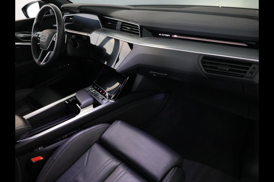 Audi e-tron 55 quattro S edition 95 kWh 408 pk | SOH 95,17% | Navigatie | Panoramadak | Parkeersensoren | Rondomzicht camera | B&O Soundsystem | Head-up display | Lederen bekleding | S-Line |