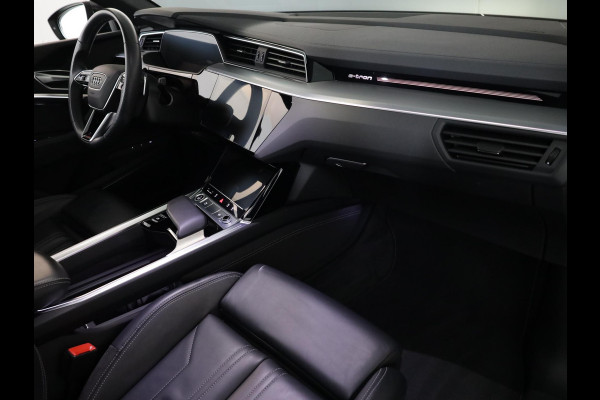 Audi e-tron 55 quattro S edition 95 kWh 408 pk | SOH 95,17% | Navigatie | Panoramadak | Parkeersensoren | Rondomzicht camera | B&O Soundsystem | Head-up display | Lederen bekleding | S-Line |