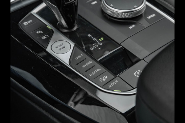 BMW X3 xDrive30e M-Sport - Trekhaak - Adaptive Cruise Control - Hifi - Camera