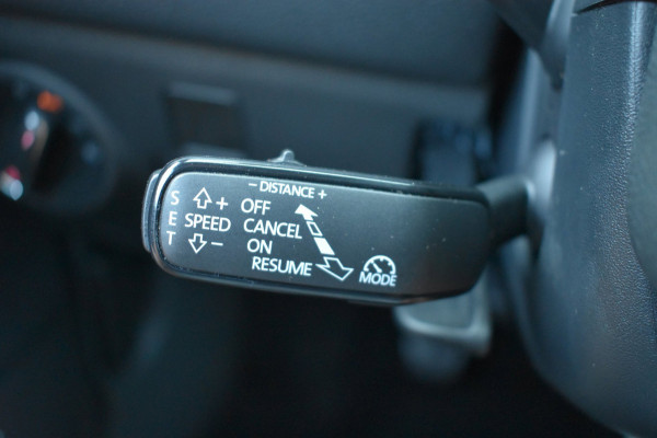 Seat Ibiza 1.0 TSI FR Business Intense Plus | STOELVERWARMING | ADAPT. CRUISE CONTROLE | BEATS | CAMERA | NAP | APPLE CARPLAY