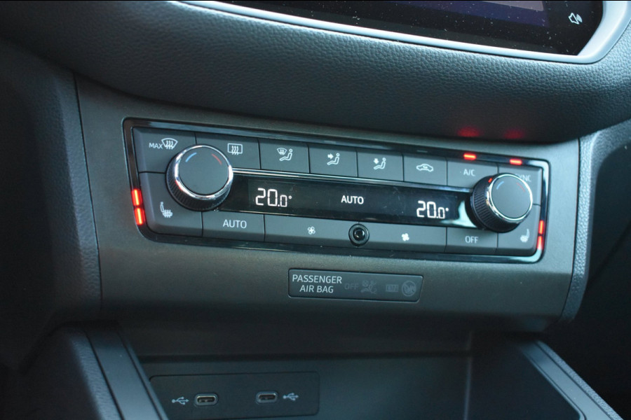 Seat Ibiza 1.0 TSI FR Business Intense Plus | STOELVERWARMING | ADAPT. CRUISE CONTROLE | BEATS | CAMERA | NAP | APPLE CARPLAY