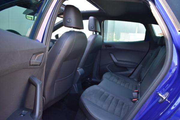 Seat Ibiza 1.0 TSI FR Business Intense Plus | STOELVERWARMING | ADAPT. CRUISE CONTROLE | BEATS | CAMERA | NAP | APPLE CARPLAY