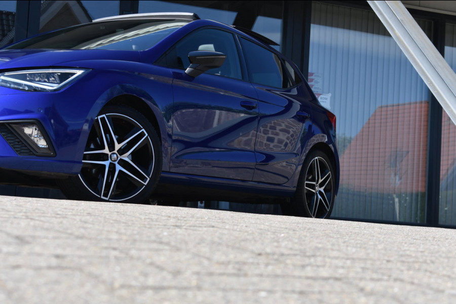 Seat Ibiza 1.0 TSI FR Business Intense Plus | STOELVERWARMING | ADAPT. CRUISE CONTROLE | BEATS | CAMERA | NAP | APPLE CARPLAY