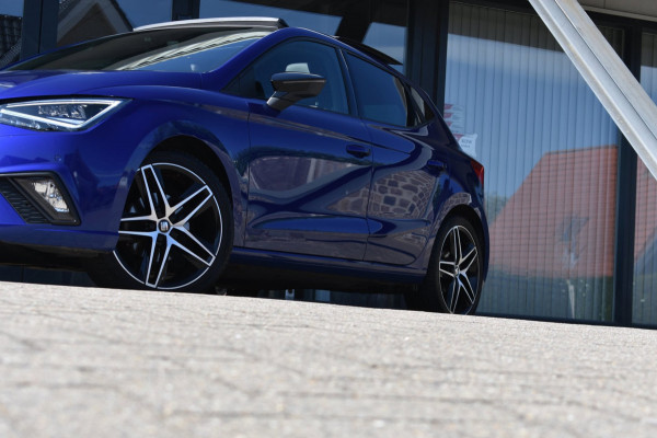 Seat Ibiza 1.0 TSI FR Business Intense Plus | STOELVERWARMING | ADAPT. CRUISE CONTROLE | BEATS | CAMERA | NAP | APPLE CARPLAY