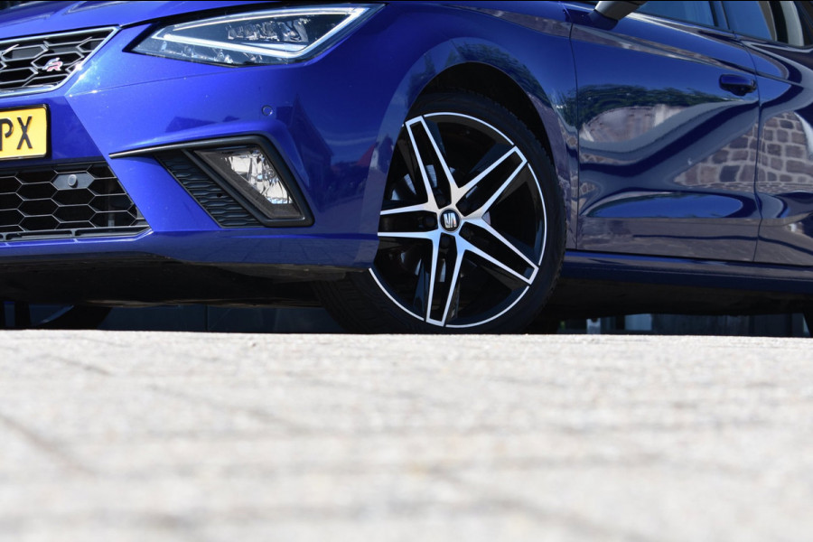Seat Ibiza 1.0 TSI FR Business Intense Plus | STOELVERWARMING | ADAPT. CRUISE CONTROLE | BEATS | CAMERA | NAP | APPLE CARPLAY