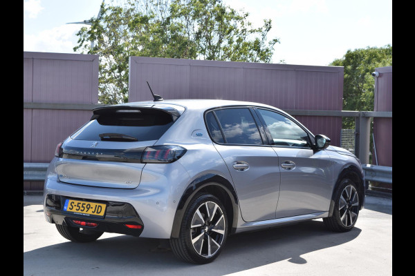 Peugeot e-208 EV GT Pack 50 kWh l voorstoelen verwarmd l adaptief cruise control l Apple Carplay/Android Auto l Alcantara bekleding
