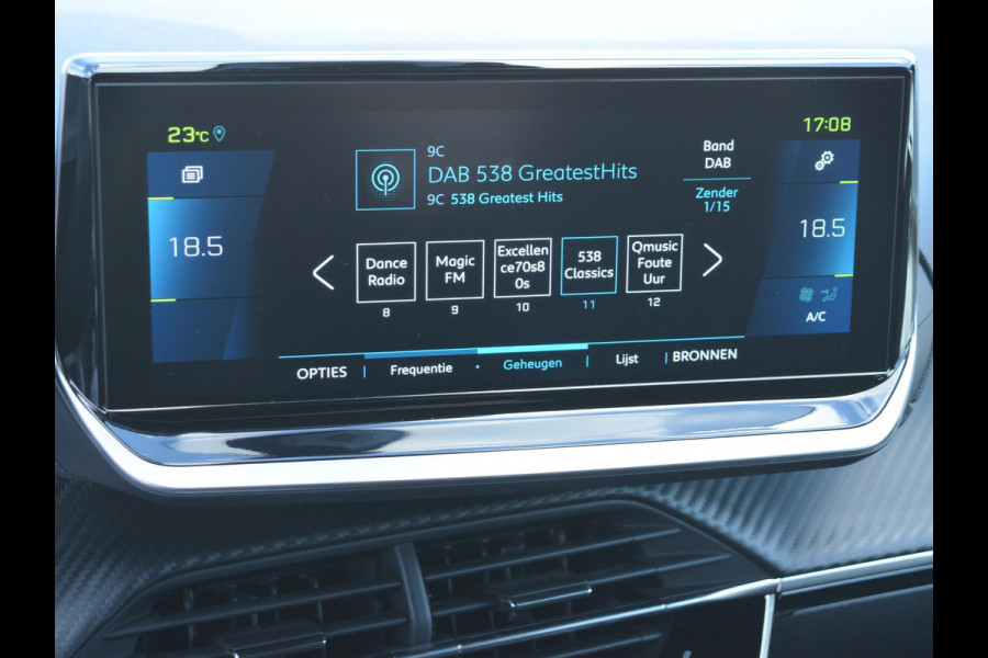 Peugeot e-208 EV GT Pack 50 kWh l voorstoelen verwarmd l adaptief cruise control l Apple Carplay/Android Auto l Alcantara bekleding