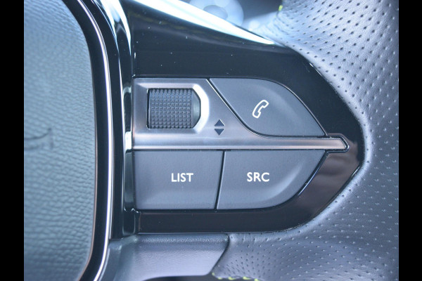 Peugeot e-208 EV GT Pack 50 kWh l voorstoelen verwarmd l adaptief cruise control l Apple Carplay/Android Auto l Alcantara bekleding