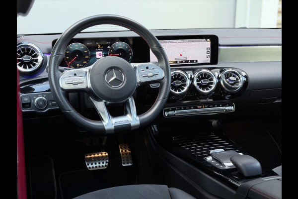 Mercedes-Benz CLA-Klasse 250 e AMG Line Pano/Burmester/Camera