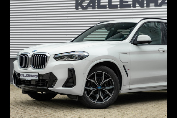 BMW X3 xDrive30e M-Sport - Trekhaak - Adaptive Cruise Control - Hifi - Camera