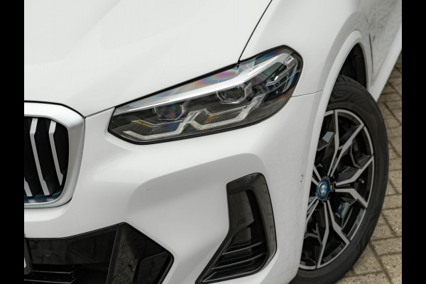 BMW X3 xDrive30e M-Sport - Trekhaak - Adaptive Cruise Control - Hifi - Camera