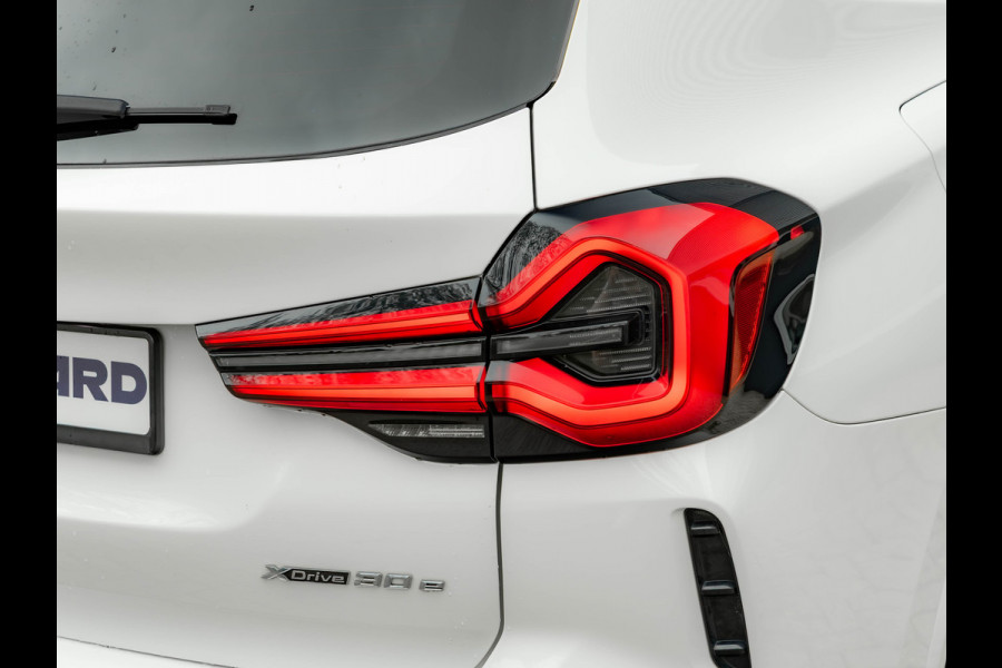 BMW X3 xDrive30e M-Sport - Trekhaak - Adaptive Cruise Control - Hifi - Camera