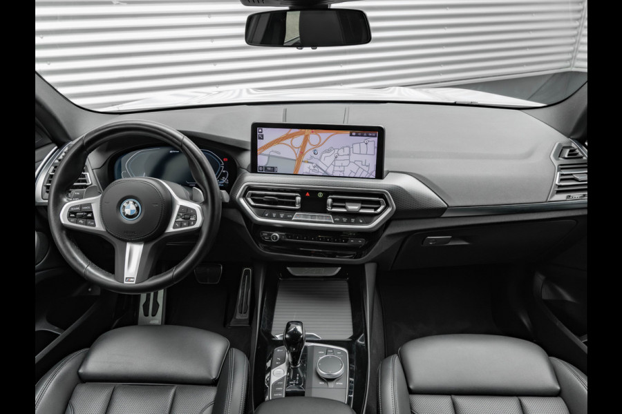 BMW X3 xDrive30e M-Sport - Trekhaak - Adaptive Cruise Control - Hifi - Camera