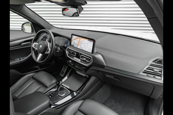 BMW X3 xDrive30e M-Sport - Trekhaak - Adaptive Cruise Control - Hifi - Camera