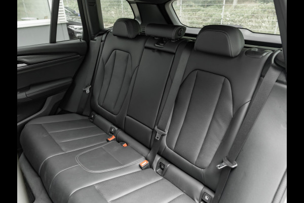 BMW X3 xDrive30e M-Sport - Trekhaak - Adaptive Cruise Control - Hifi - Camera