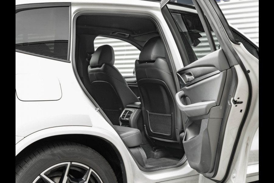 BMW X3 xDrive30e M-Sport - Trekhaak - Adaptive Cruise Control - Hifi - Camera