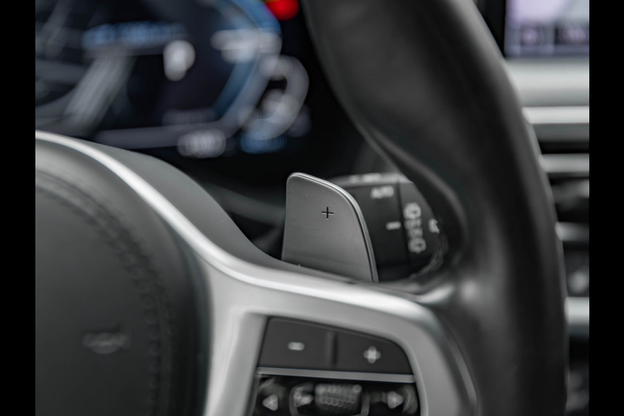 BMW X3 xDrive30e M-Sport - Trekhaak - Adaptive Cruise Control - Hifi - Camera