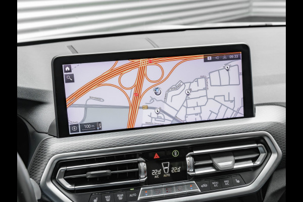 BMW X3 xDrive30e M-Sport - Trekhaak - Adaptive Cruise Control - Hifi - Camera