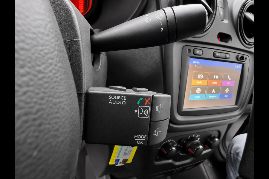 Dacia Dokker 1.5 dCi 75 Essential Navigatie Bluetooth Cruise Control Trekhaak zijschuifdeur  airco LEES OPMERKINGEN