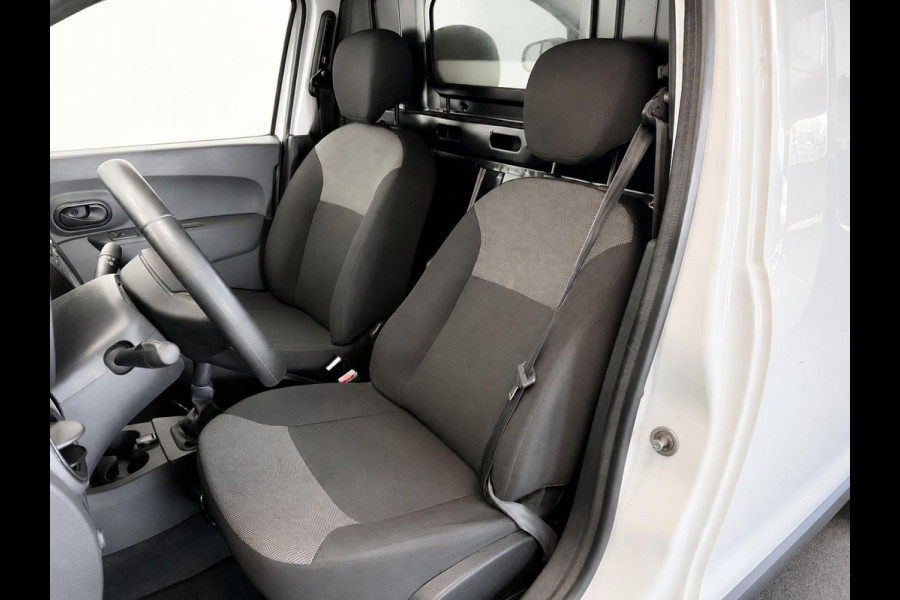 Dacia Dokker 1.5 dCi 75 Essential Navigatie Bluetooth Cruise Control Trekhaak zijschuifdeur  airco LEES OPMERKINGEN