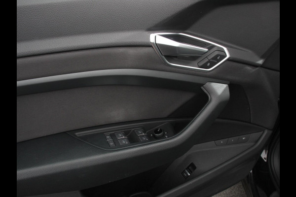 Audi e-tron e-tron 50 quattro Launch edition Navigatie Climate Control Parkeer Sensoren Lichtmetalen velgen