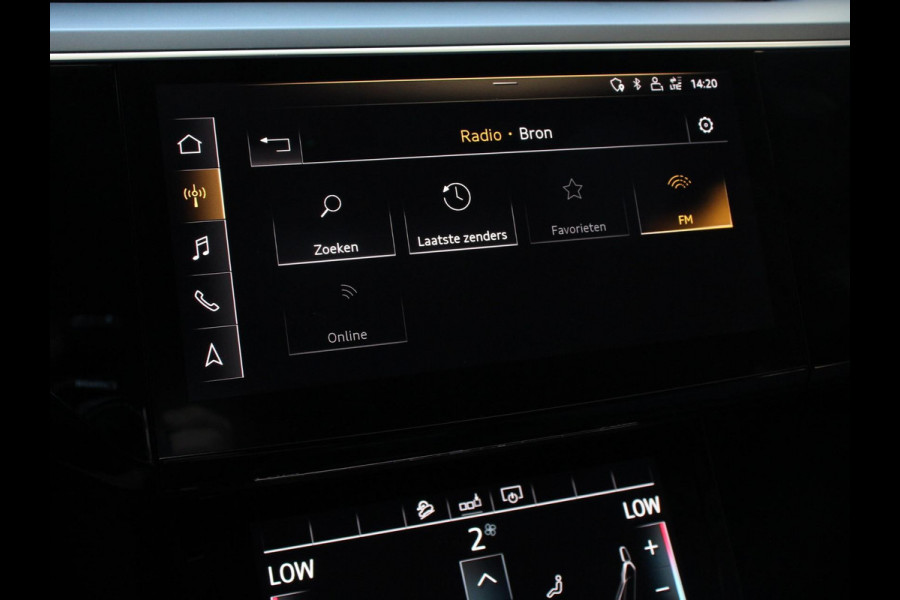 Audi e-tron e-tron 50 quattro Launch edition Navigatie Climate Control Parkeer Sensoren Lichtmetalen velgen