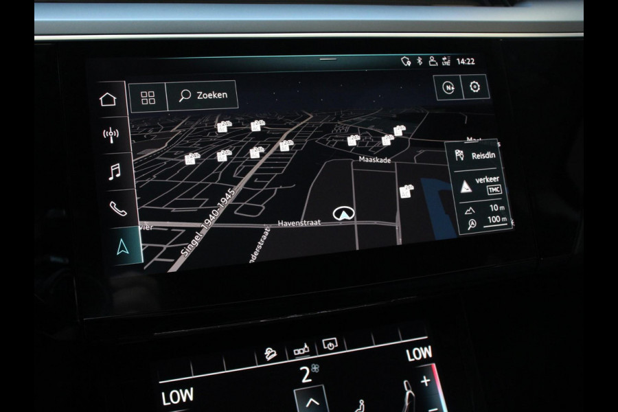 Audi e-tron e-tron 50 quattro Launch edition Navigatie Climate Control Parkeer Sensoren Lichtmetalen velgen
