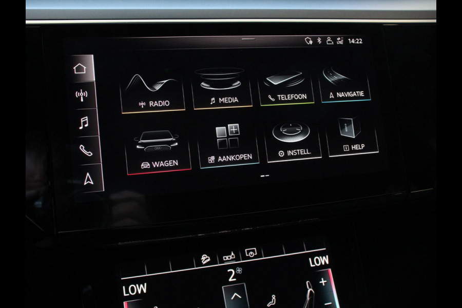 Audi e-tron e-tron 50 quattro Launch edition Navigatie Climate Control Parkeer Sensoren Lichtmetalen velgen