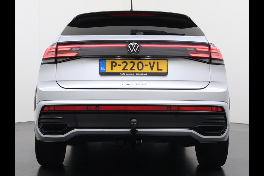 Volkswagen Taigo 1.0TSI Automaat R-Line Panoramadak Camera Adap.Cruise Trekhaak Stoelverwarming Apple Carplay Android Auto Navi Ecc Draadloze telefoonlader Keyless Lmv DAB Bluetooth IQ Light Pdc Isofix Privacy Glas Led Rijstrooksensor 1100KG Trekgewicht