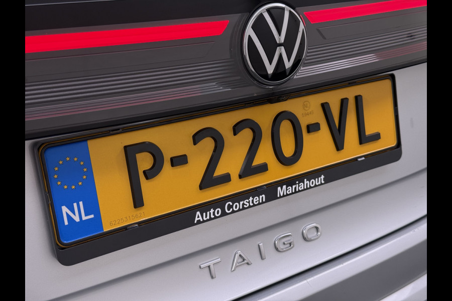 Volkswagen Taigo 1.0TSI Automaat R-Line Panoramadak Camera Adap.Cruise Trekhaak Stoelverwarming Apple Carplay Android Auto Navi Ecc Draadloze telefoonlader Keyless Lmv DAB Bluetooth IQ Light Pdc Isofix Privacy Glas Led Rijstrooksensor 1100KG Trekgewicht