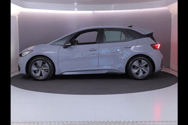 CUPRA Born Essential 62 kWh 204 pk | Private lease vanaf €612 | Navigatie via App | Parkeersensoren | Autom. airco | Lichtmetalen velgen 18" |
