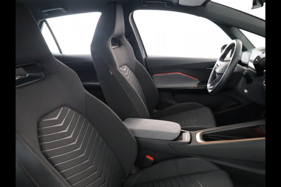 CUPRA Born Essential 62 kWh 204 pk | Private lease vanaf €612 | Navigatie via App | Parkeersensoren | Autom. airco | Lichtmetalen velgen 18" |
