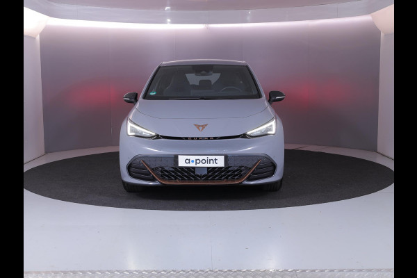 CUPRA Born Essential 62 kWh 204 pk | Private lease vanaf €612 | Navigatie via App | Parkeersensoren | Autom. airco | Lichtmetalen velgen 18" |