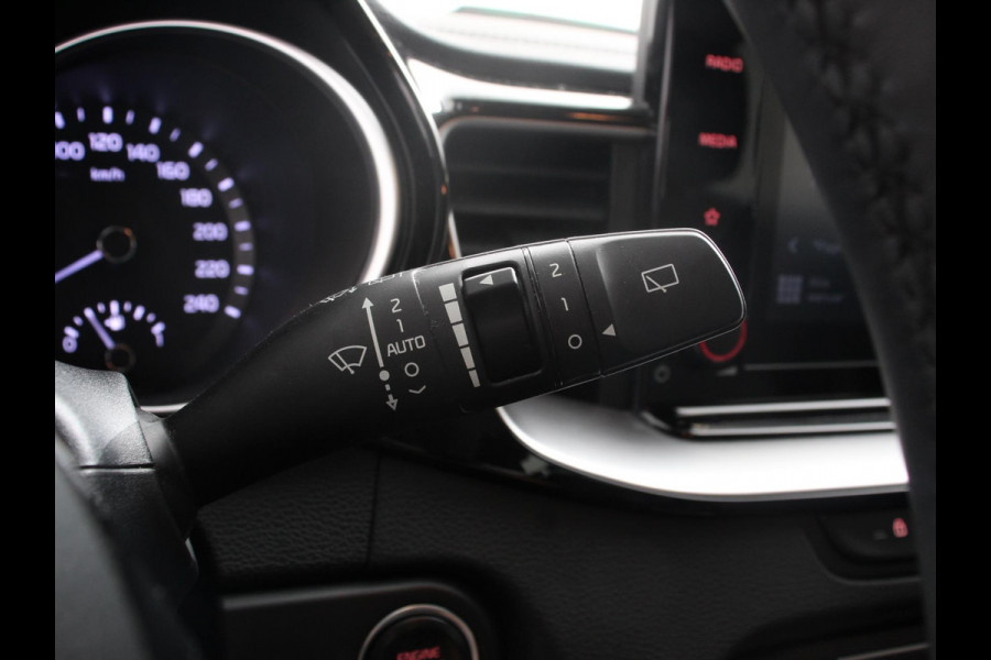 Kia Xceed 1.6 GDi PHEV Automaat DynamicLine Navigatie Apple Carplay/Android Auto  Adaptive Cruise Control  Parkeersensoren  Camera  Stoel-en stuurwielverwarming  Virtual Cockpit  Full LED